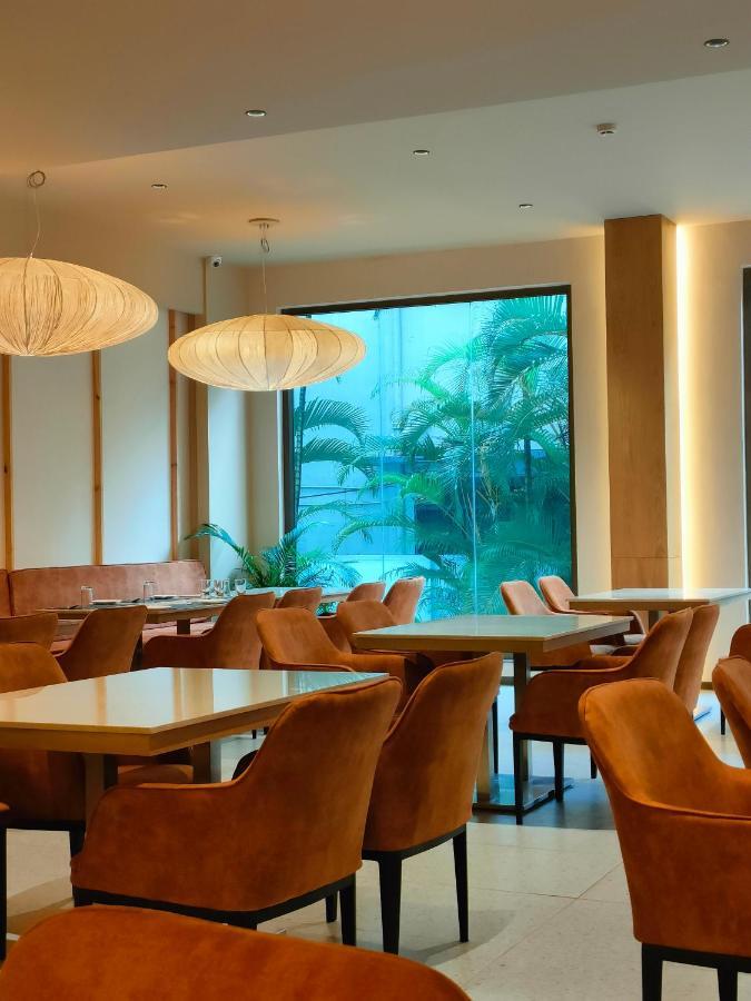 37Th Crescent Hotel Bengaluru Extérieur photo