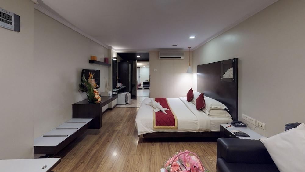 37Th Crescent Hotel Bengaluru Extérieur photo