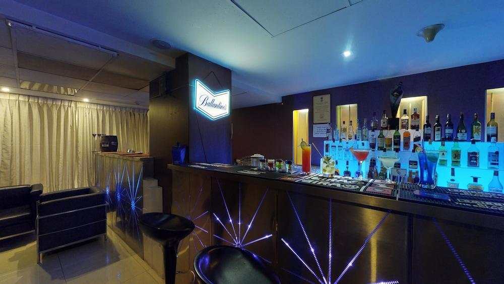 37Th Crescent Hotel Bengaluru Extérieur photo