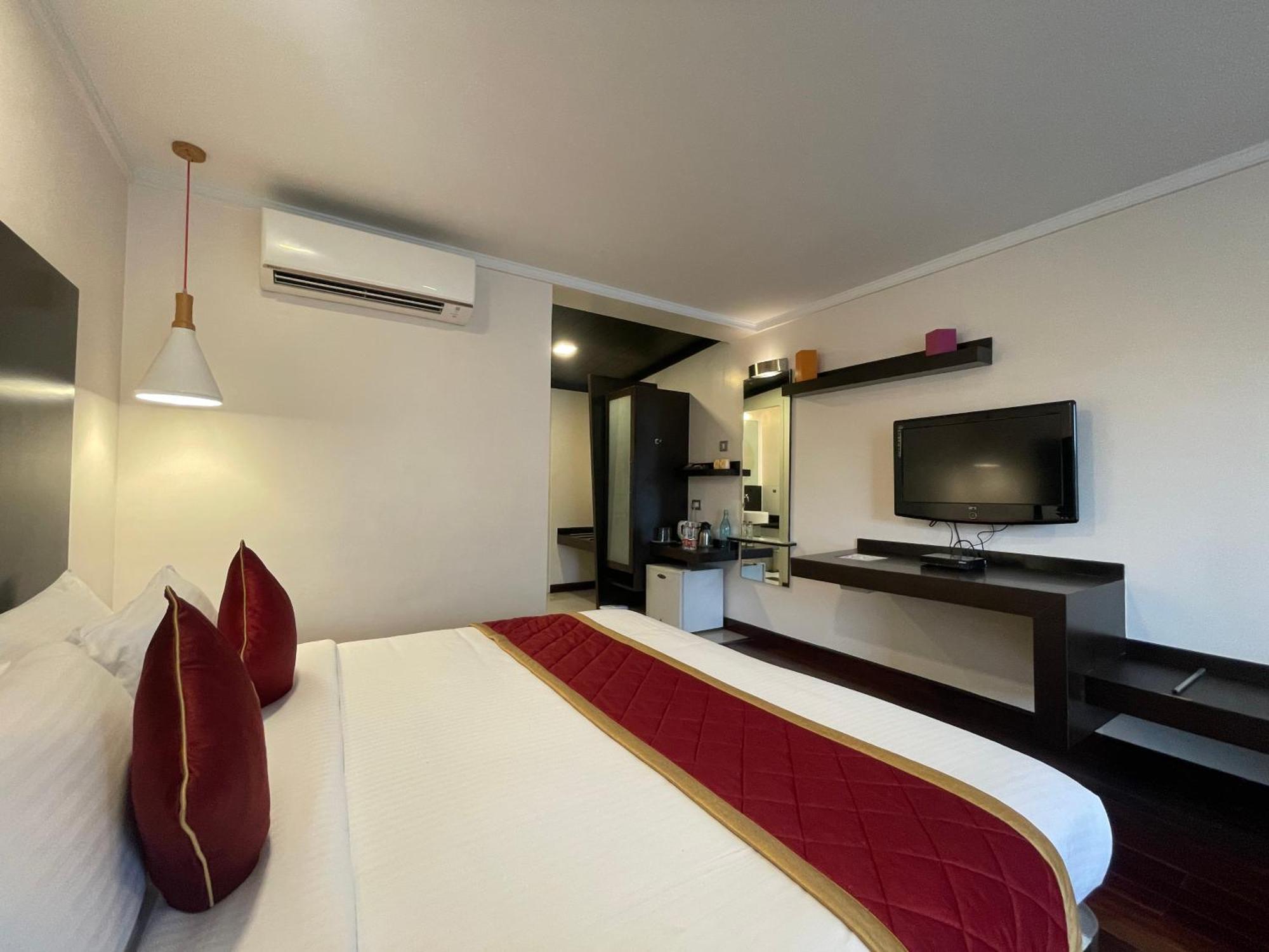 37Th Crescent Hotel Bengaluru Extérieur photo